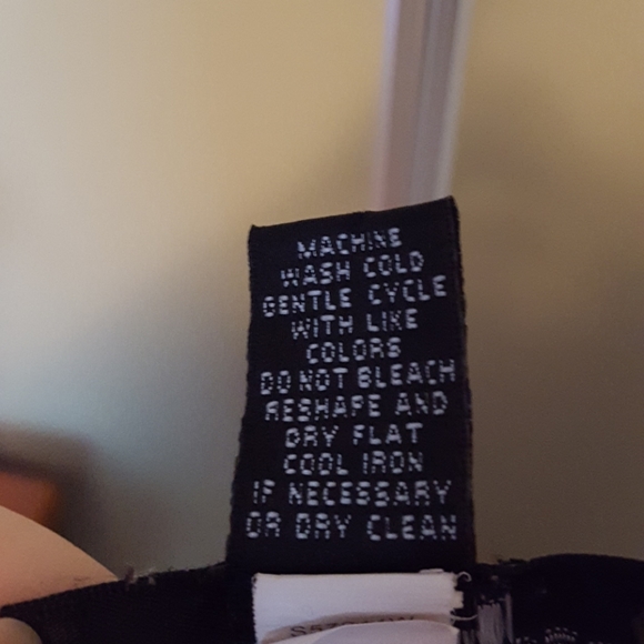 [3/$30] Woman's grey/silver blouse - Picture 4 of 4